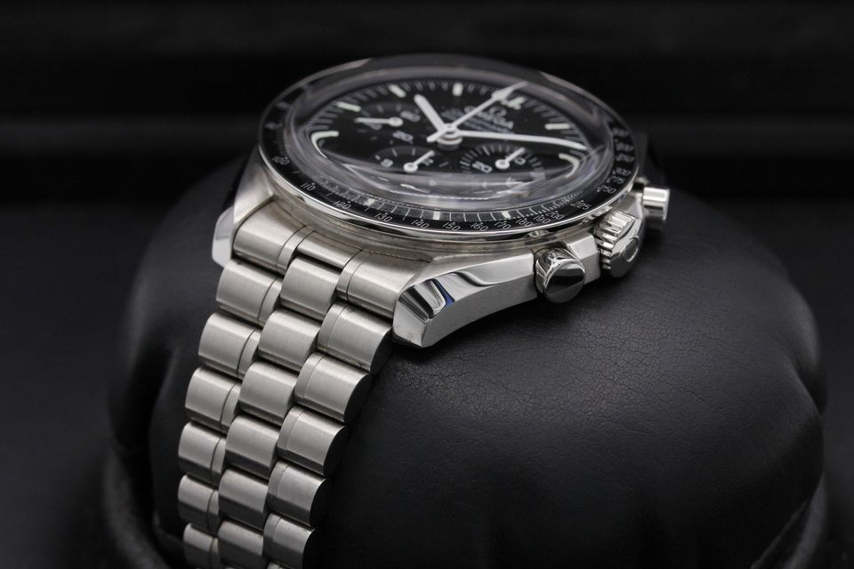 Omega Speedmaster Moonwatch Professional 310.30.42.50.01.001 Image 2